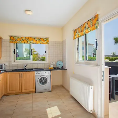 Villa Blue Palms *